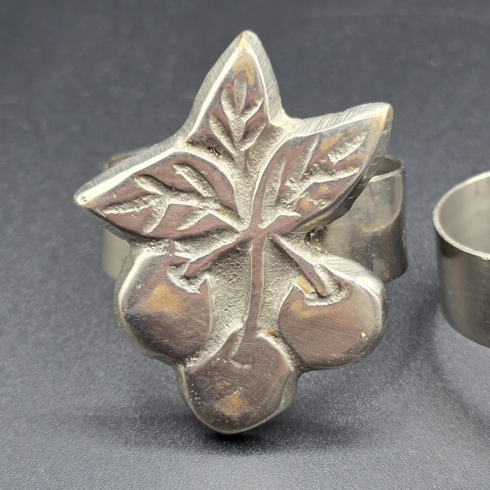 Napkin Rings Holder Set 2 LOT Fruit Pewter Apples Cherries Vintage Kitschy‎